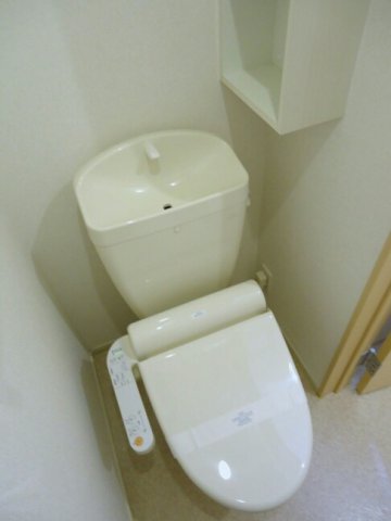 トイレ　トイレもきれいです