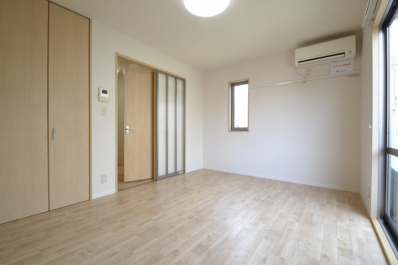 その他部屋・スペース　3面採光のお部屋！