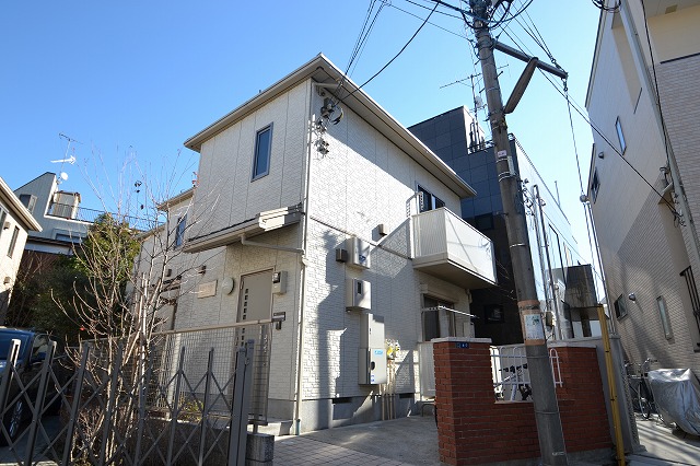 建物外観　積水ハウス施工の賃貸住宅シャーメゾン☆