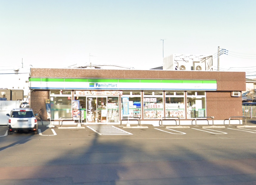 コンビニ　ファミリーマート 宇都宮睦町店（コンビニ）まで425m