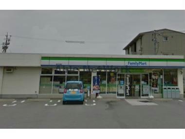 コンビニ　ファミリーマート高浜沢渡店（コンビニ）まで378m