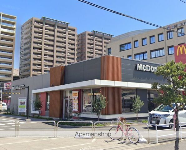 飲食店　マクドナルド ＣＯＣＯＲＯＳＥ福山店（飲食店）まで534m