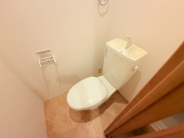 城内マンションのトイレ写真