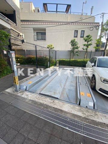 駐車場　駐車スペースもあります