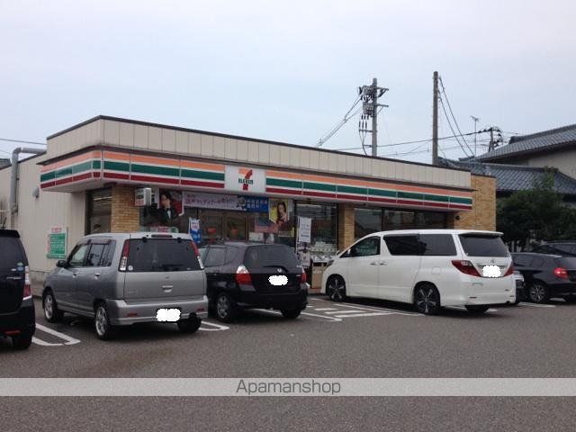 コンビニ　セブンイレブン新潟紫竹山店（コンビニ）まで427m