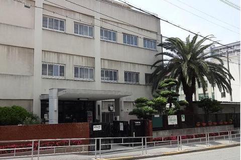 中学校　浦安市立堀江中学校（中学校）まで845m