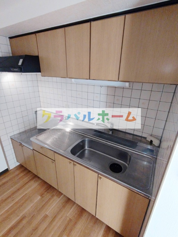 キッチン　広々キッチン
