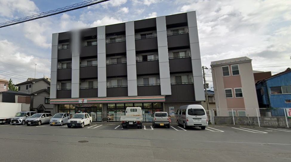 コンビニ　セブン-イレブン 川崎大師駅前２丁目店（コンビニ）まで230m