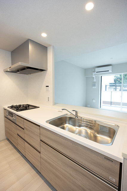 キッチン　※写真は同タイプ住戸です。