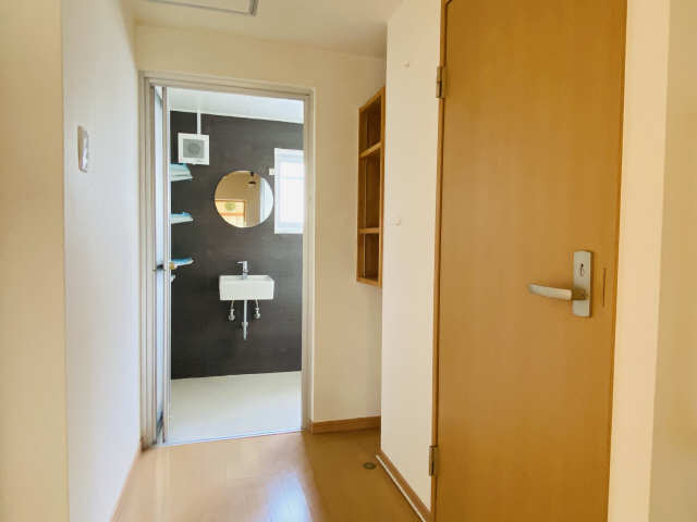 第二鳴海おお根住宅3号棟105の内装写真