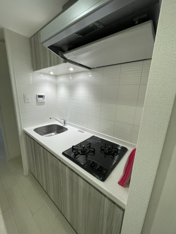 キッチン　イメージとして同建物他部屋を表示しています