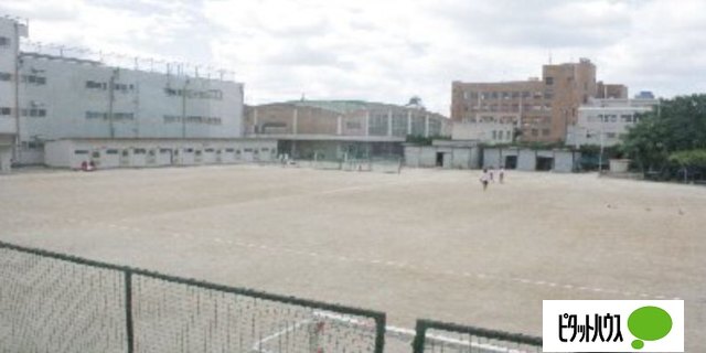 中学校　名古屋市立天神山中学校（中学校）まで720m