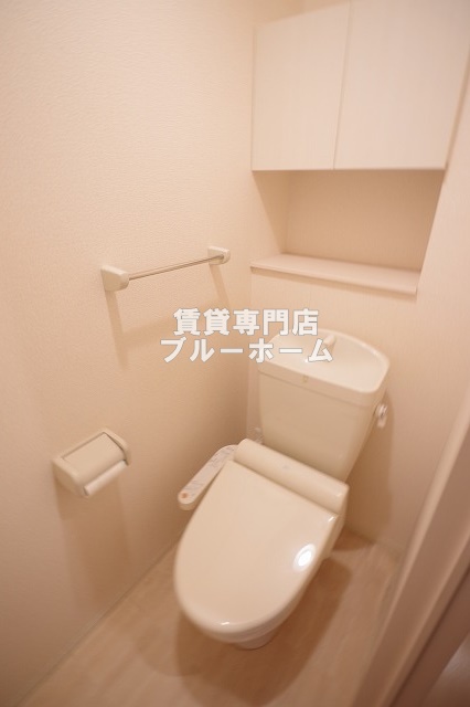 地下鉄御堂筋線 あびこ駅 徒歩7分 3階建 築15年のトイレ写真