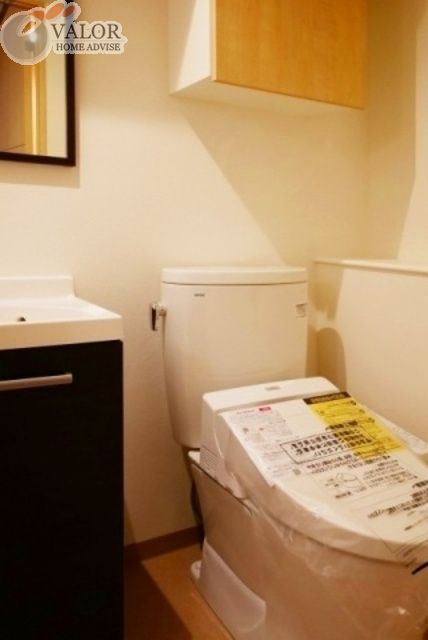 ブルーライン 吉野町駅 徒歩6分 11階建 築10年のトイレ写真