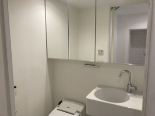 洗面設備　別部屋参考写真