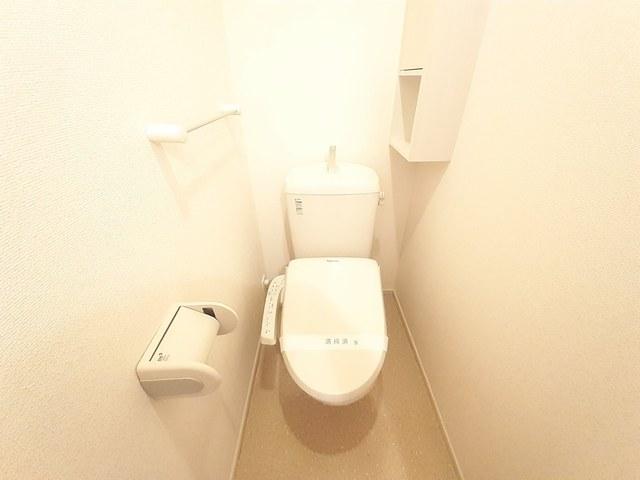 ウィステリアF Iのトイレ写真