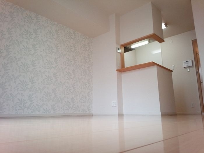 居室・リビング　11帖のフローリングのお部屋です☆