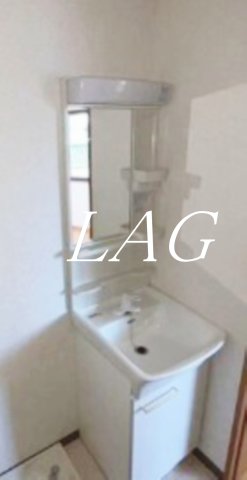 洗面設備　洗面台です。