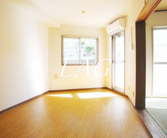 居室・リビング　洋室のお部屋です。