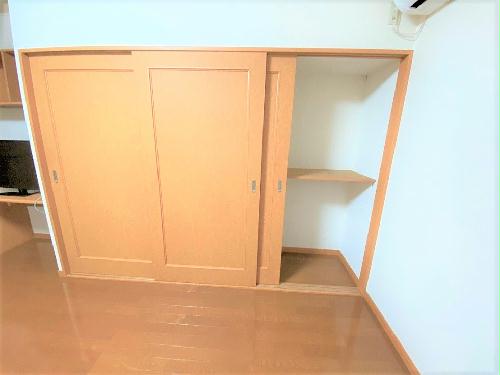 収納　クローゼット