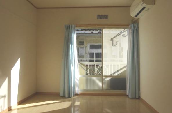 居室・リビング　同仕様