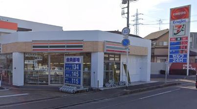 コンビニ　セブン-イレブン 八千代高津南店（コンビニ）まで493m