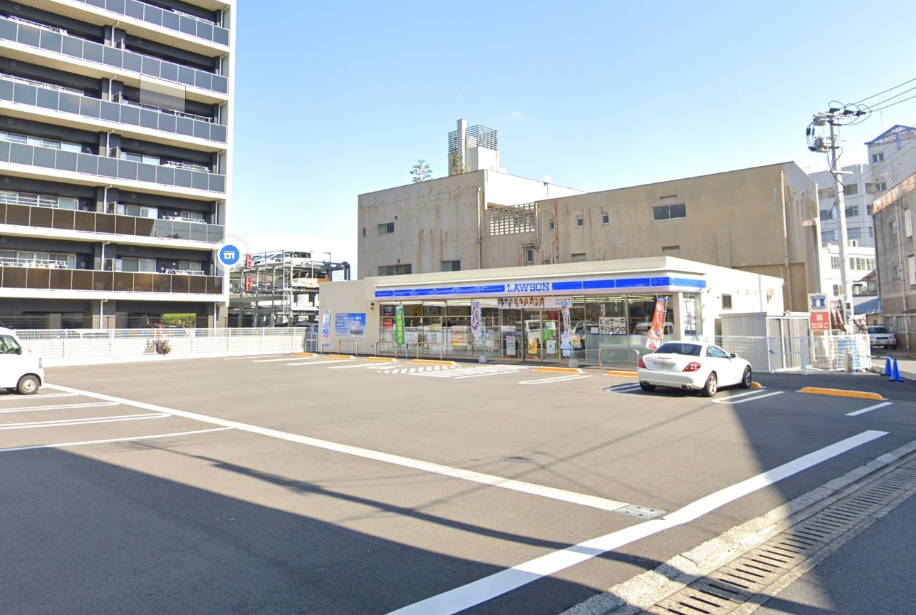 コンビニ　ローソン大分東春日店（コンビニ）まで57m