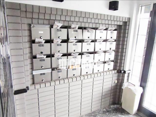 エントランス　ポストです。