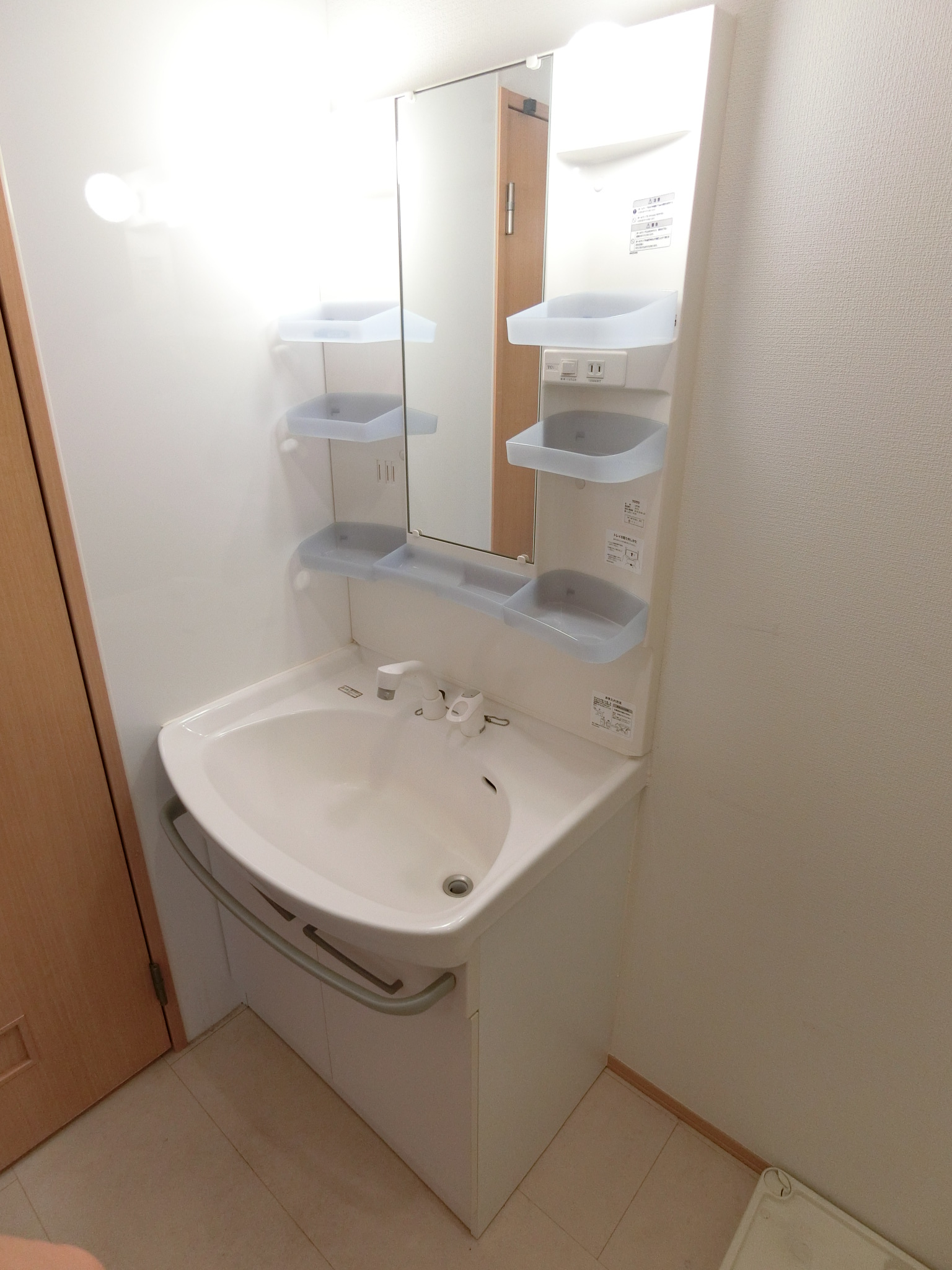 洗面設備　※同物件・別部屋になります。