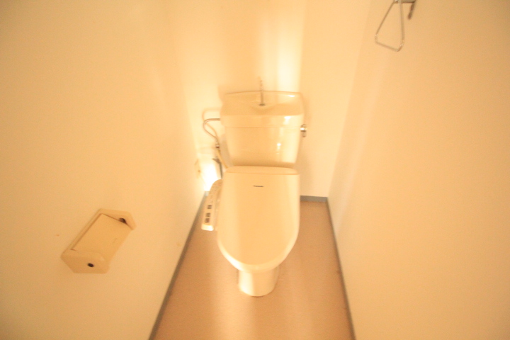 トイレ　温水洗浄便座☆