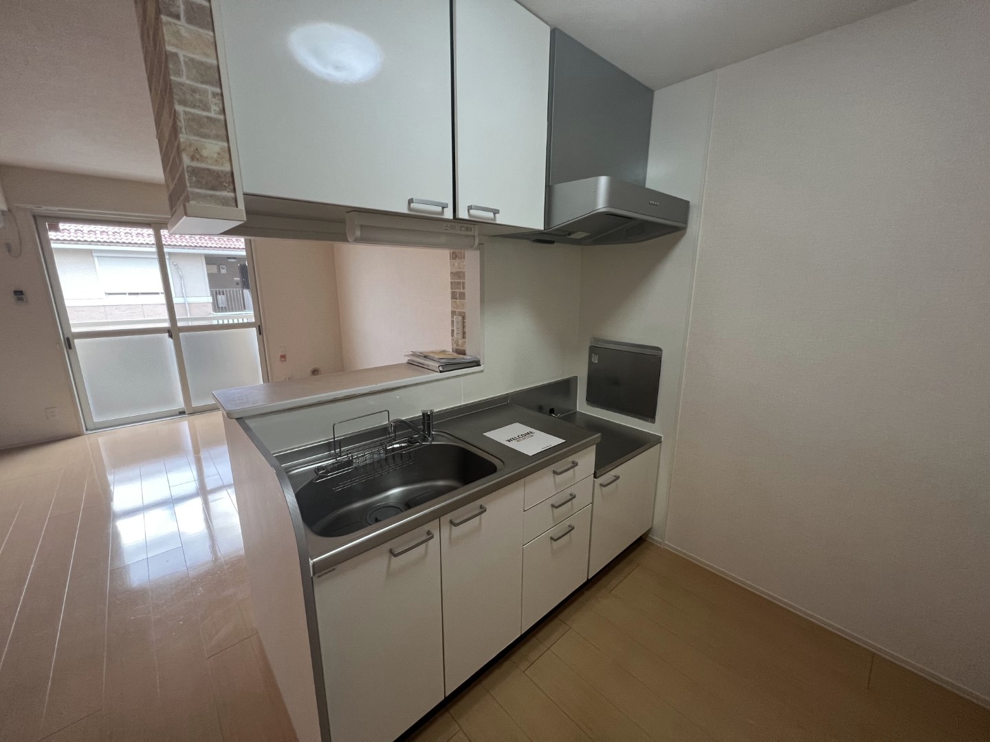 キッチン　参考写真　人気の対面キッチン