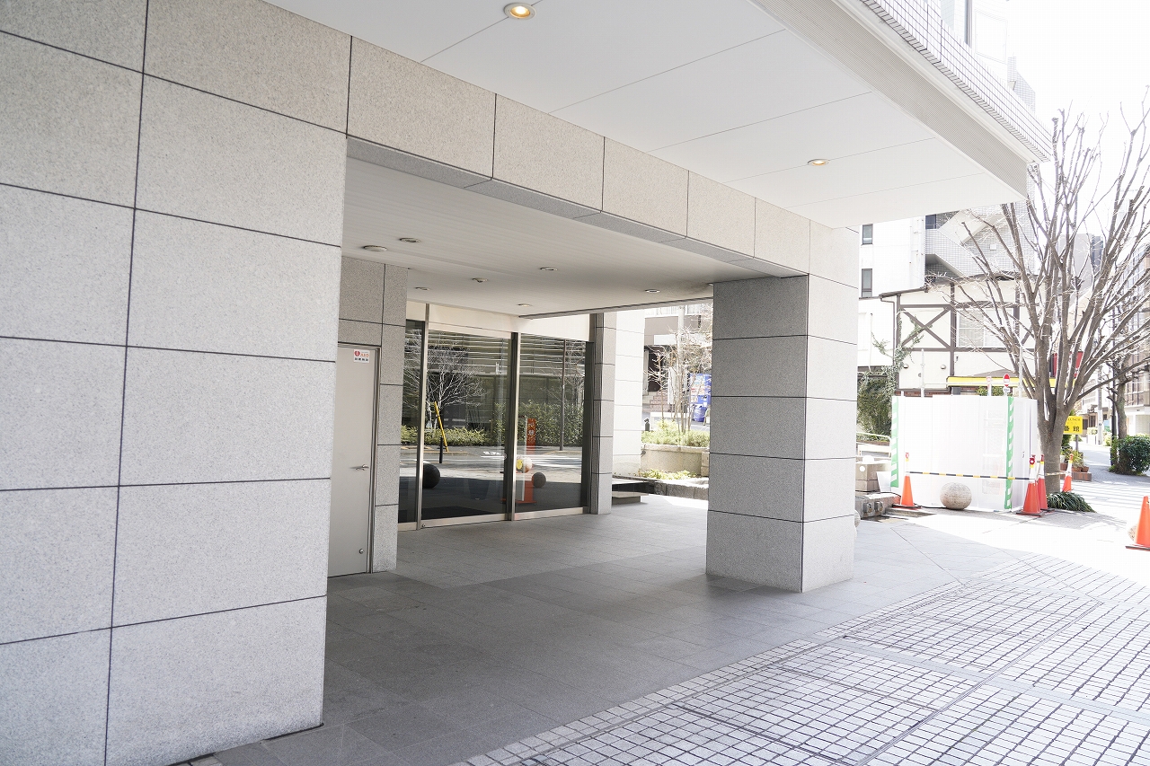 エントランス　エントランス