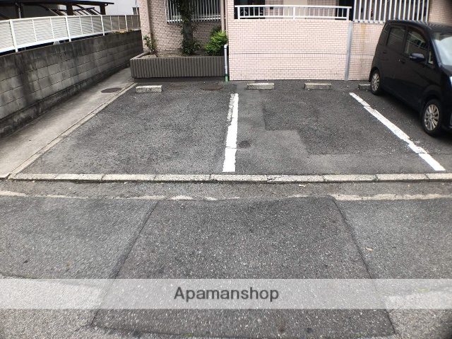 その他　駐車場（その他）まで0m