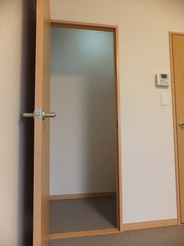 収納　★ウォークインクローゼット★