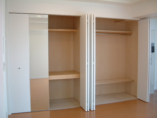 収納　クローゼット