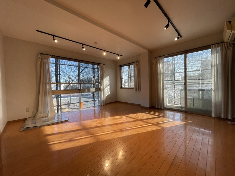 居室・リビング　12帖の広々した居室