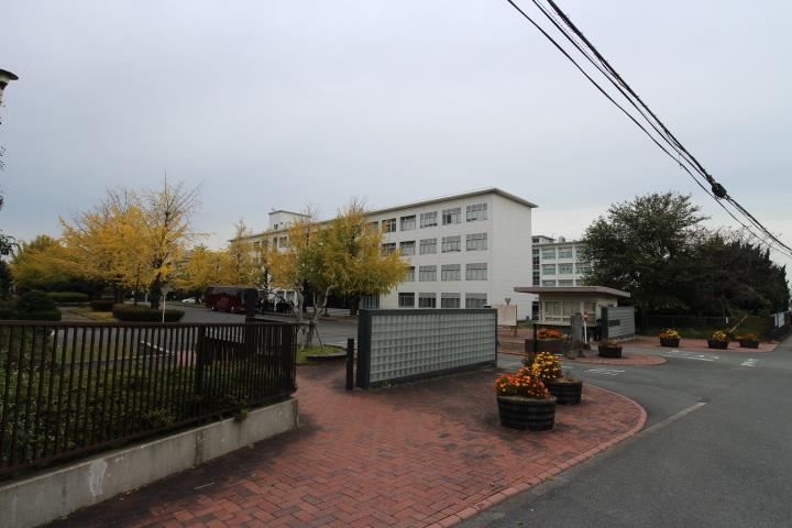 高校・高専　久留米工業高等専門学校（高校・高専）まで5813m