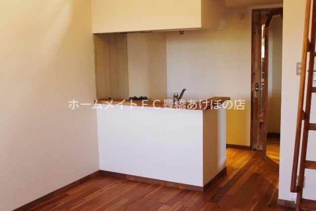 居室・リビング　同型別部屋写真