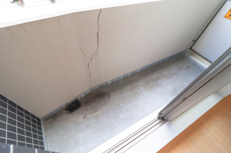 バルコニー　図面と現状に相違がある場合には現状を優先