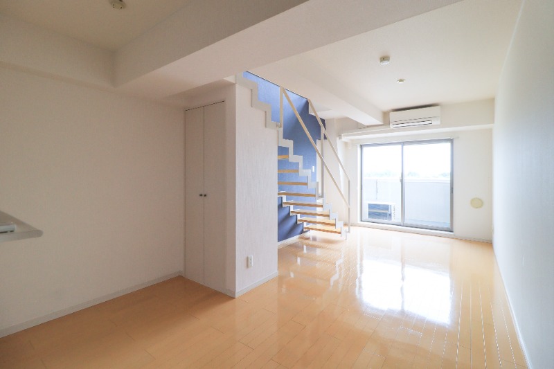 居室・リビング　図面と現状に相違がある場合には現状を優先