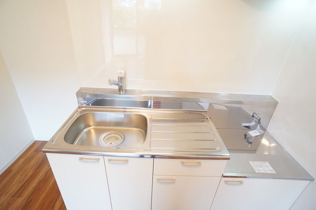 キッチン　１口よりも料理の時間短縮ができる２口コンロ設置可能！