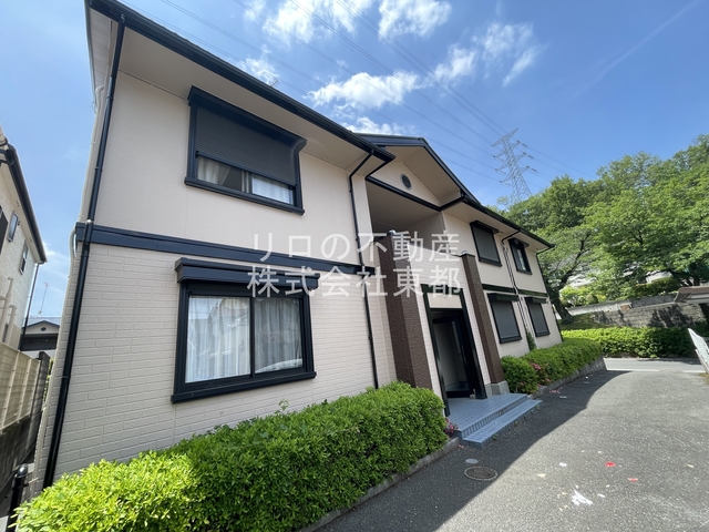 建物外観　周辺は閑静な住宅街ですので落ち着いた住環境です！