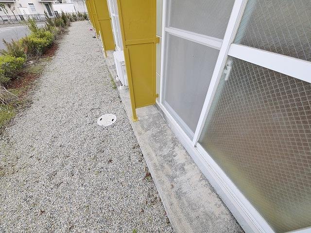 バルコニー　陽当たり良好なバルコニーです