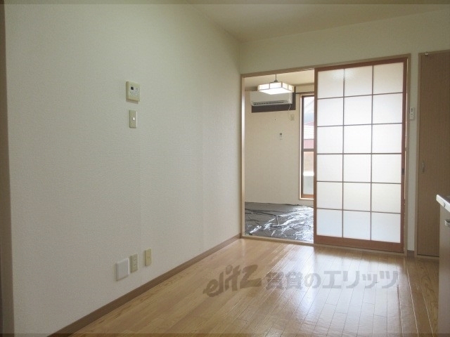 居室・リビング　居室