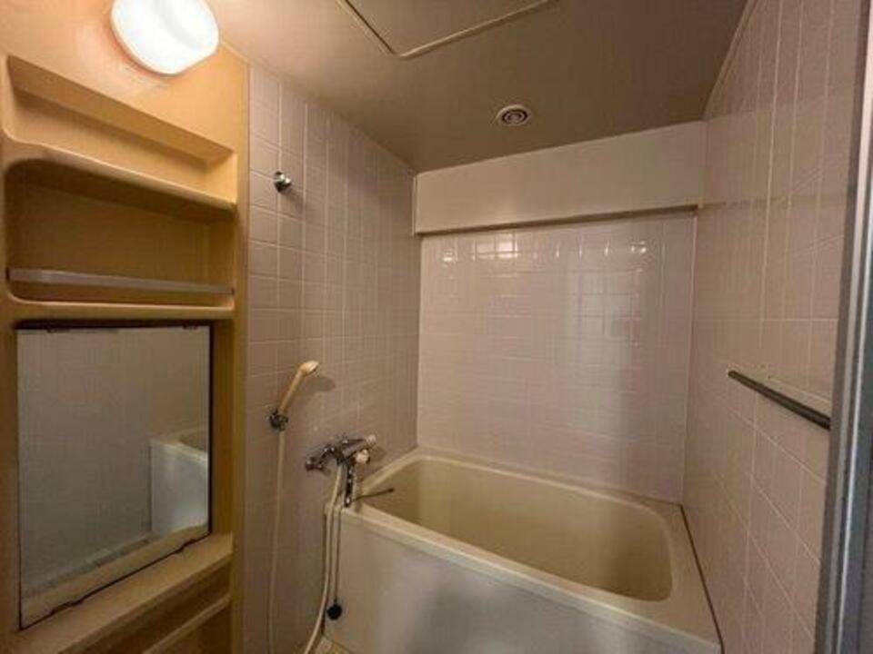 バス・シャワールーム　浴室