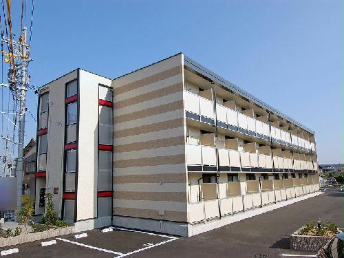 【レオパレスＫＥＴＳの建物外観】