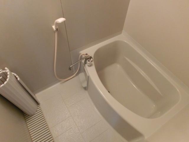 バス・シャワールーム　風呂