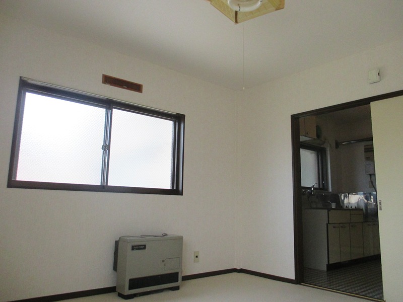 居室・リビング　洋室（8帖）の様子