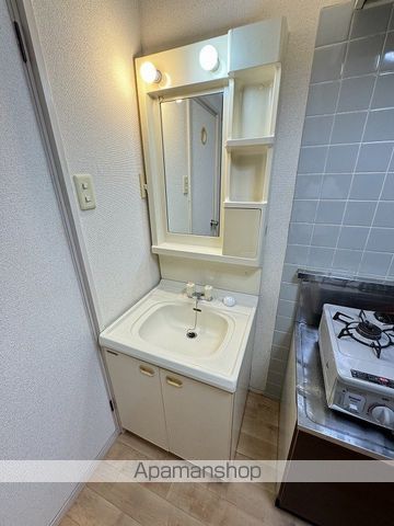 ＪＲ日豊本線 国分駅 徒歩22分 2階建 築36年の内装写真