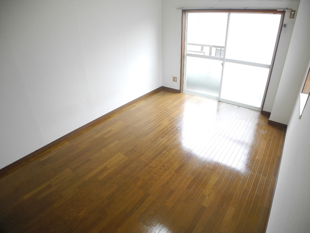 居室・リビング　※類似のお部屋画像です。